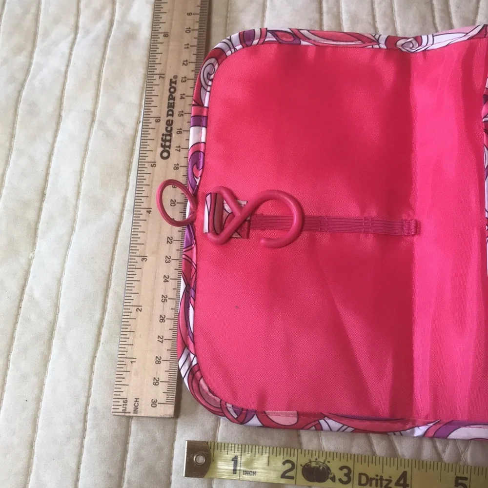 Avon Pink Swirl Travel Case Jewelry or Make-up Case
